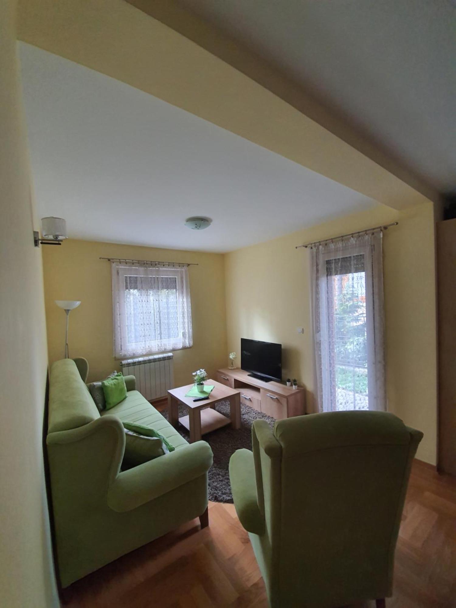 Goldpine Apartments زلاتيبور الغرفة الصورة