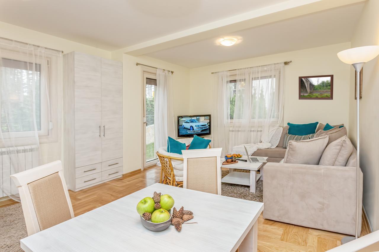 Goldpine Apartments زلاتيبور المظهر الخارجي الصورة